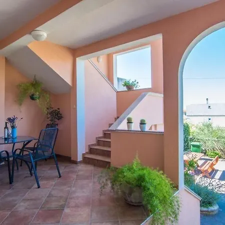 Marinka Apartment *