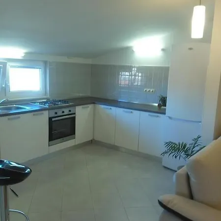 Marinka * Ζαντάρ