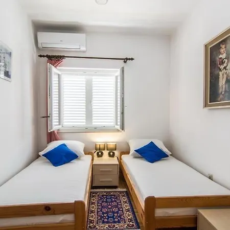 Marinka * Ζαντάρ